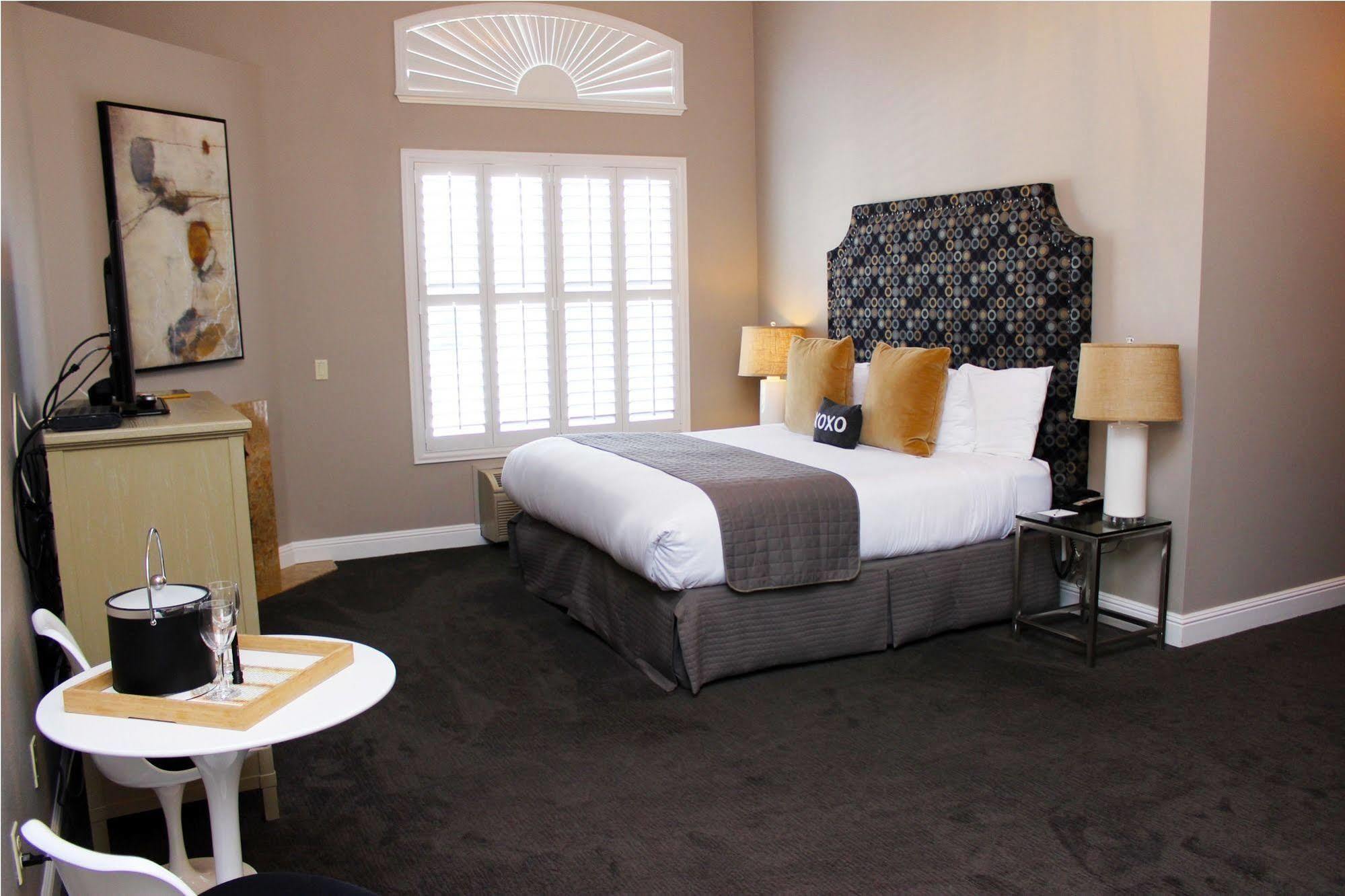 Bel Abri Napa Valley Inn Zewnętrze zdjęcie