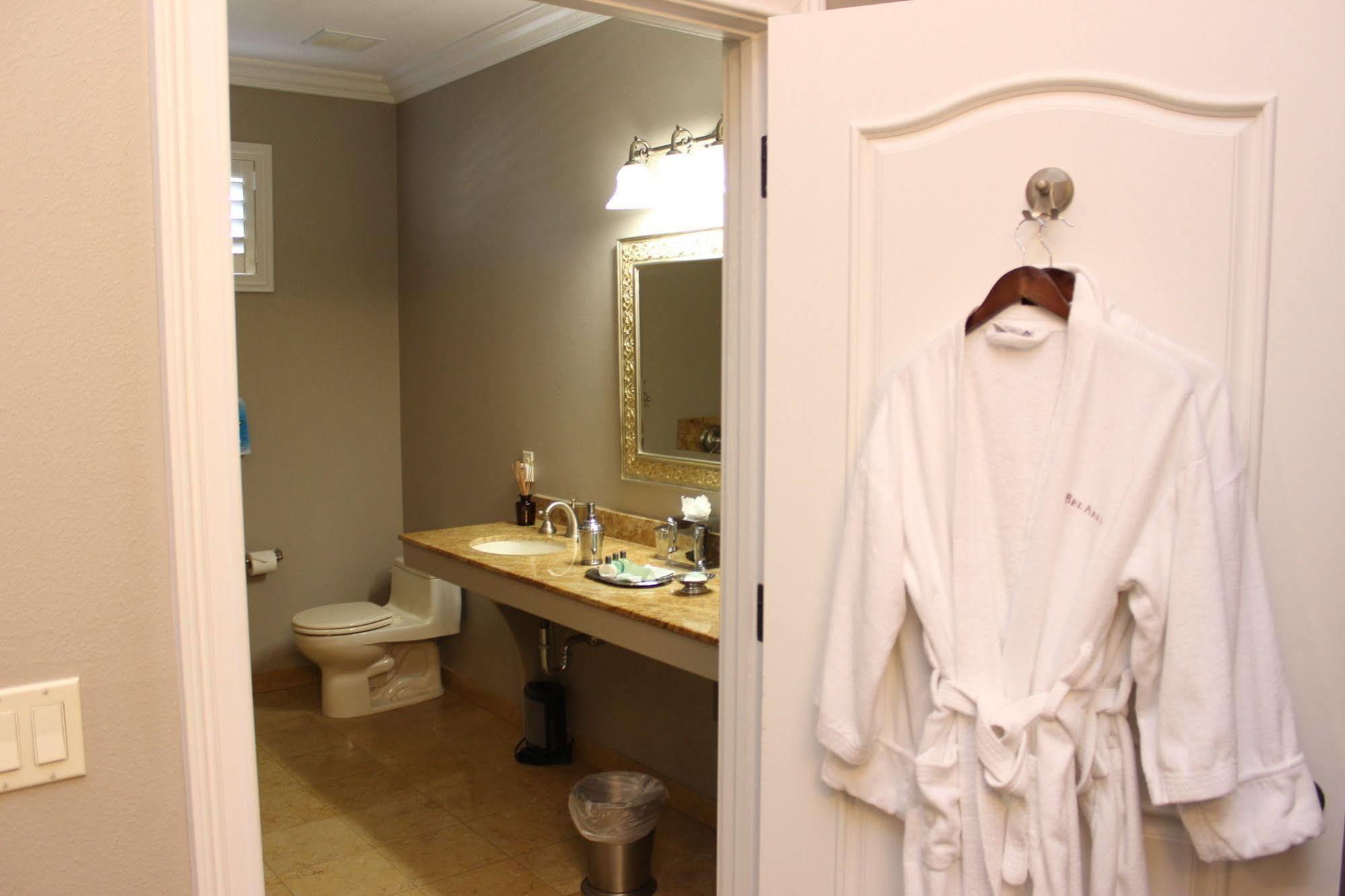 Bel Abri Napa Valley Inn Zewnętrze zdjęcie